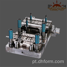 Matriz de estampagem de metal para terminal de conector automotivo